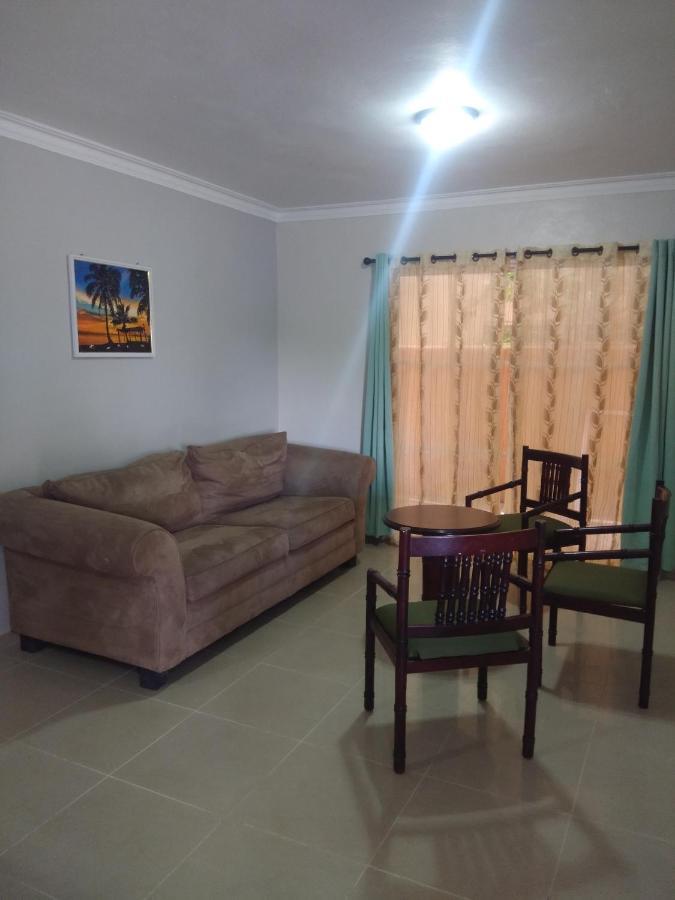M & L Shared Apartment ปุนตากานา ภายนอก รูปภาพ