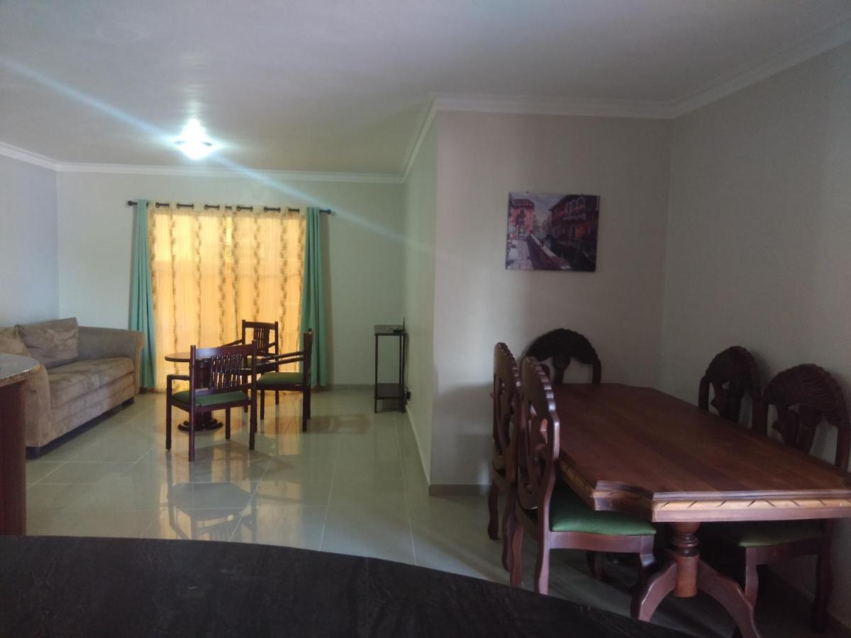 M & L Shared Apartment ปุนตากานา ภายนอก รูปภาพ